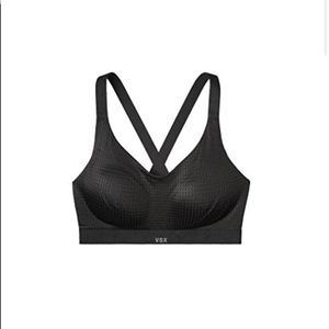 Victoria’s Secret Sports Bra in Black
